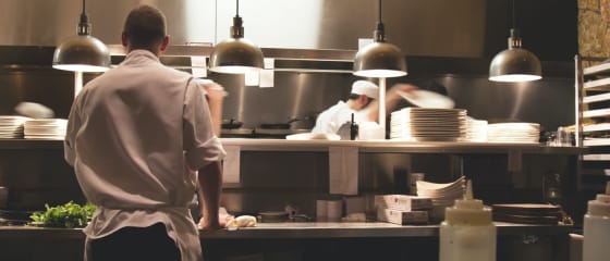Kujdes kuzhinierë! - NetEnt publikon Gordon Ramsay Hell's Kitchen